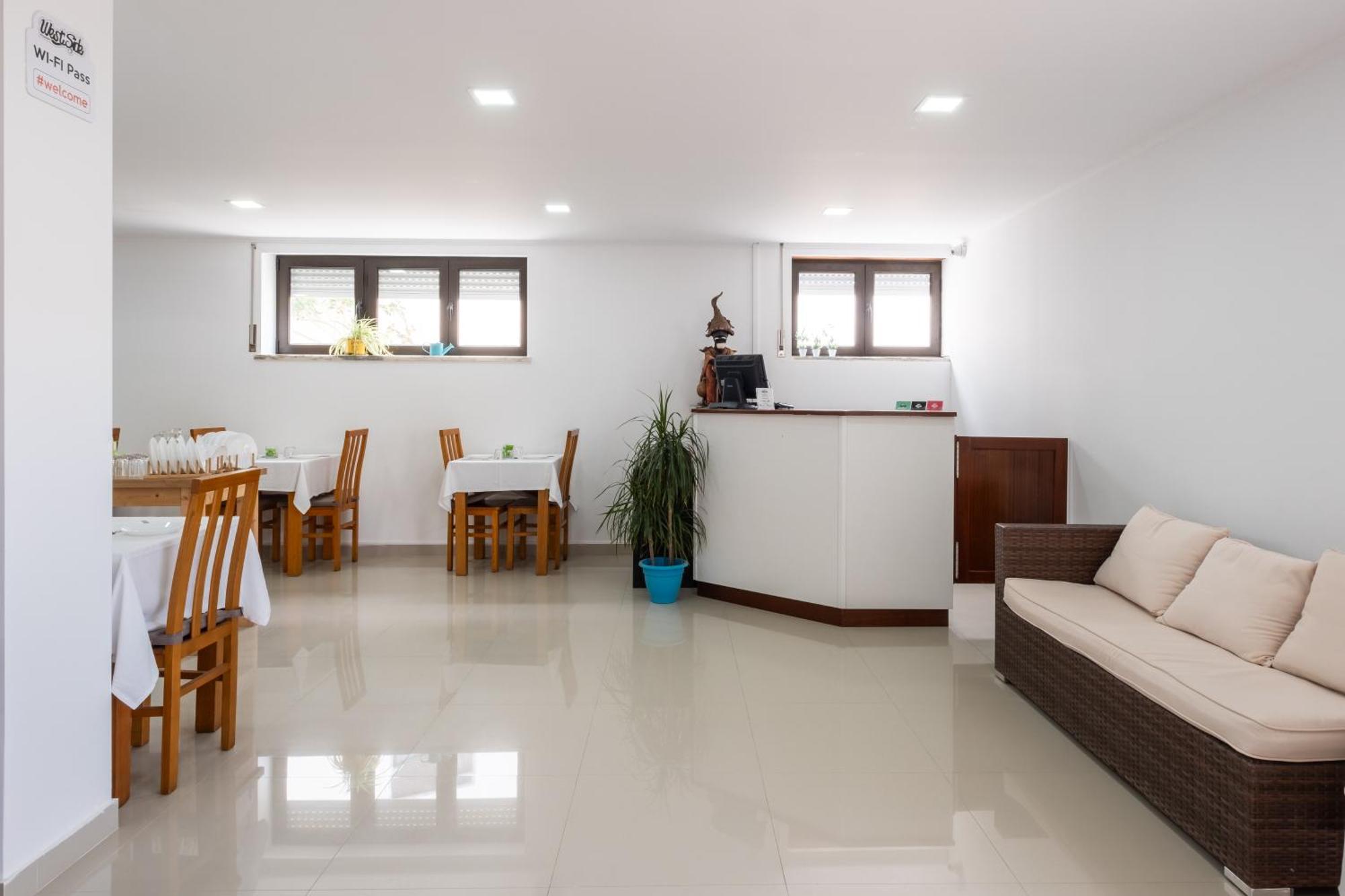 West Side Guesthouse Peniche Exterior photo