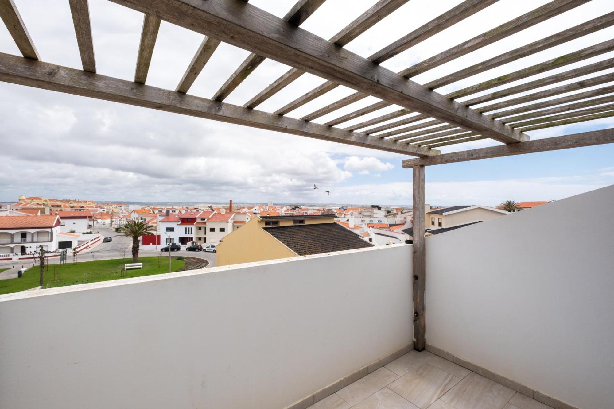 West Side Guesthouse Peniche Exterior photo