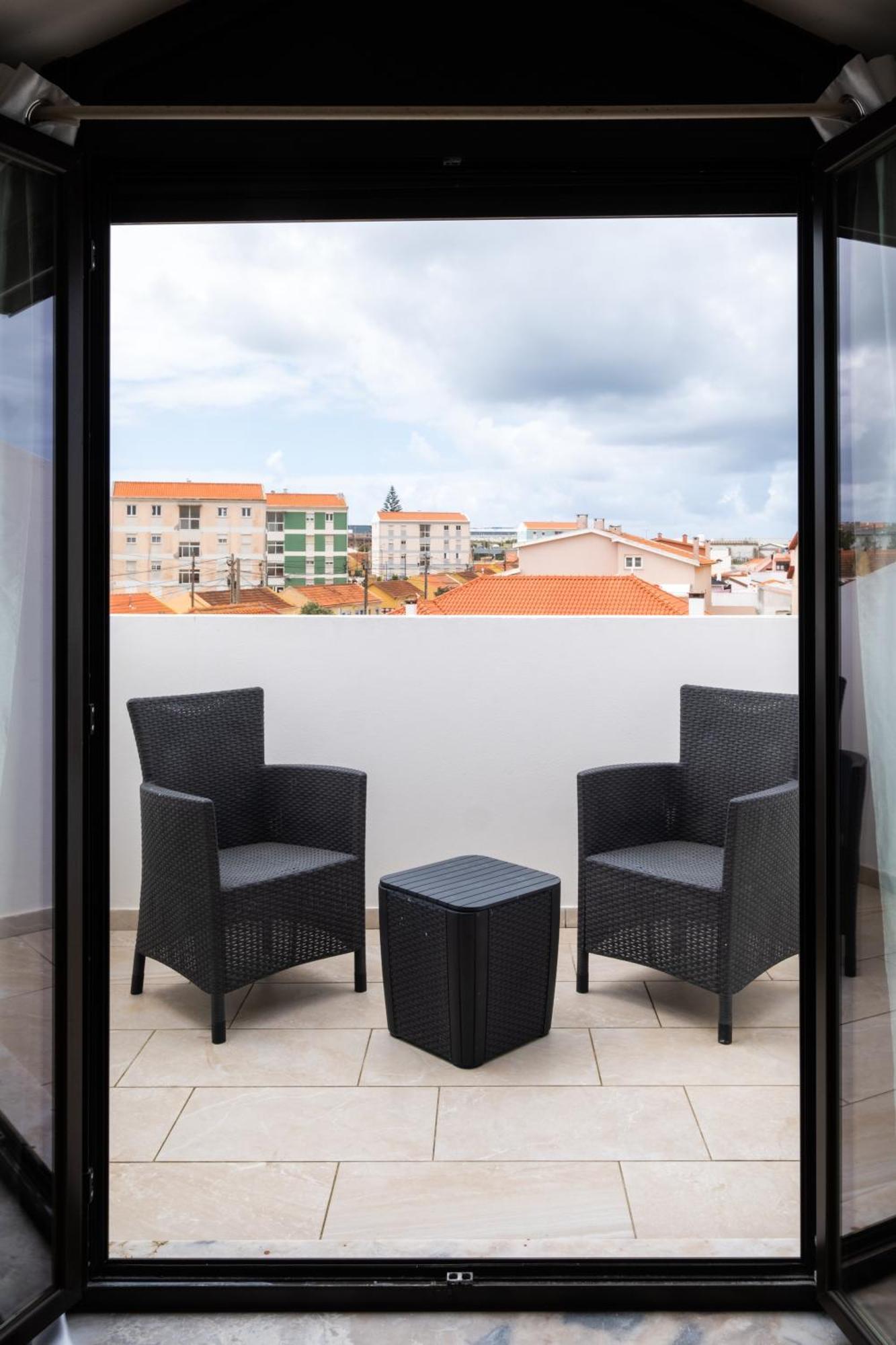 West Side Guesthouse Peniche Exterior photo