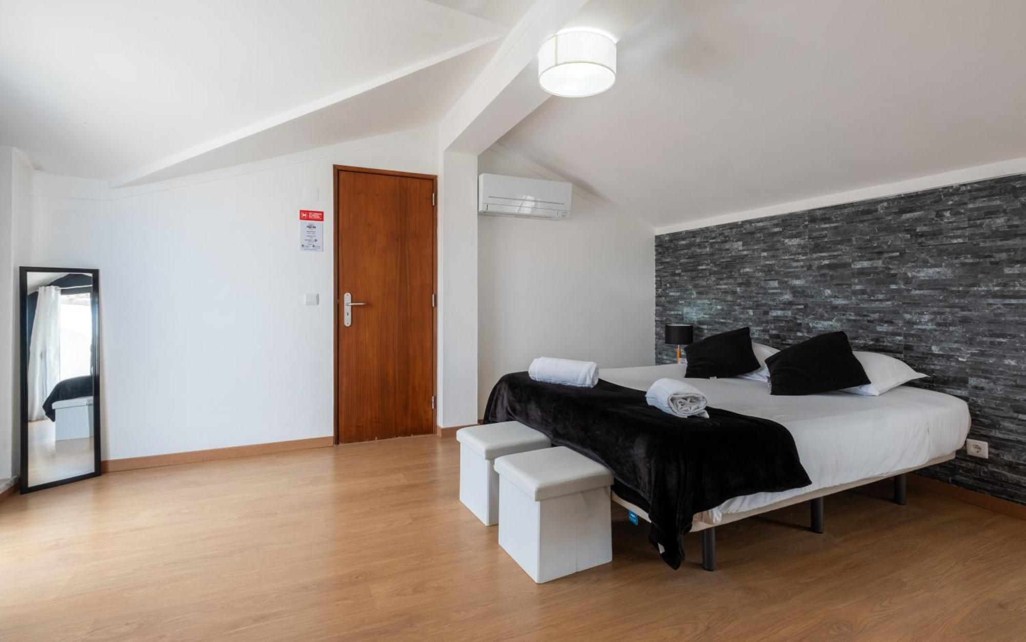 West Side Guesthouse Peniche Exterior photo