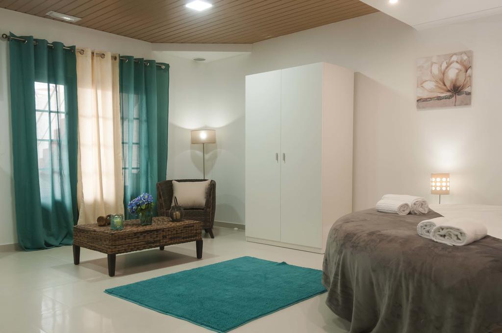 West Side Guesthouse Peniche Exterior photo
